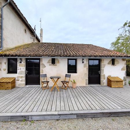 Le Moulin Du Fresne, Chambres D'Hotes Gourgé Εξωτερικό φωτογραφία