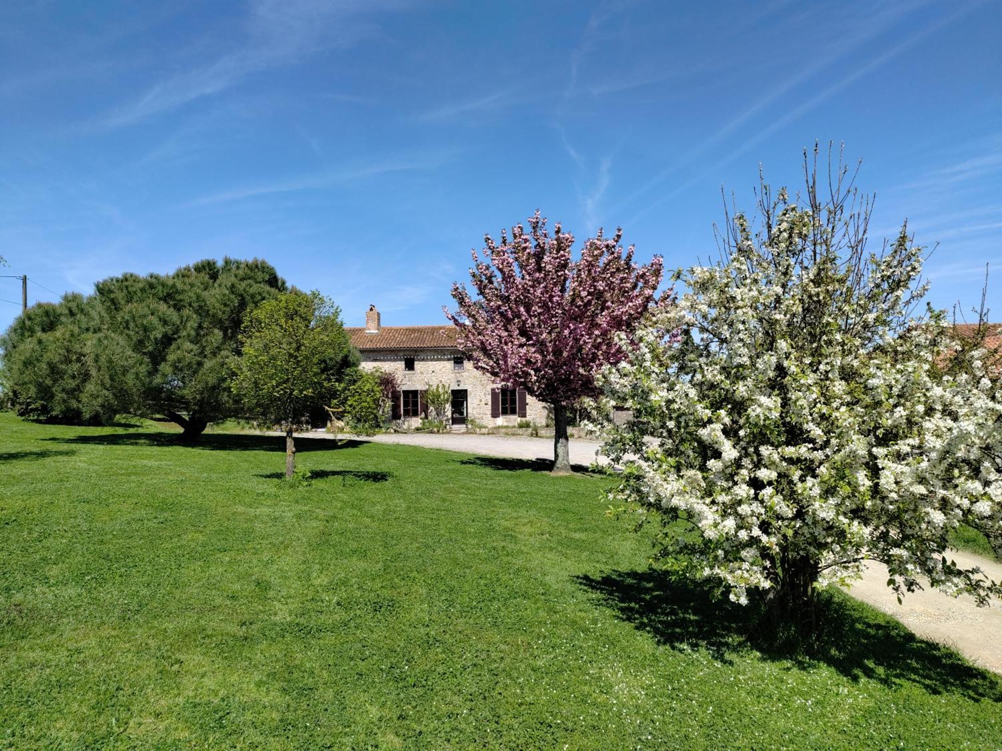 Le Moulin Du Fresne, Chambres D'Hotes Gourgé Εξωτερικό φωτογραφία